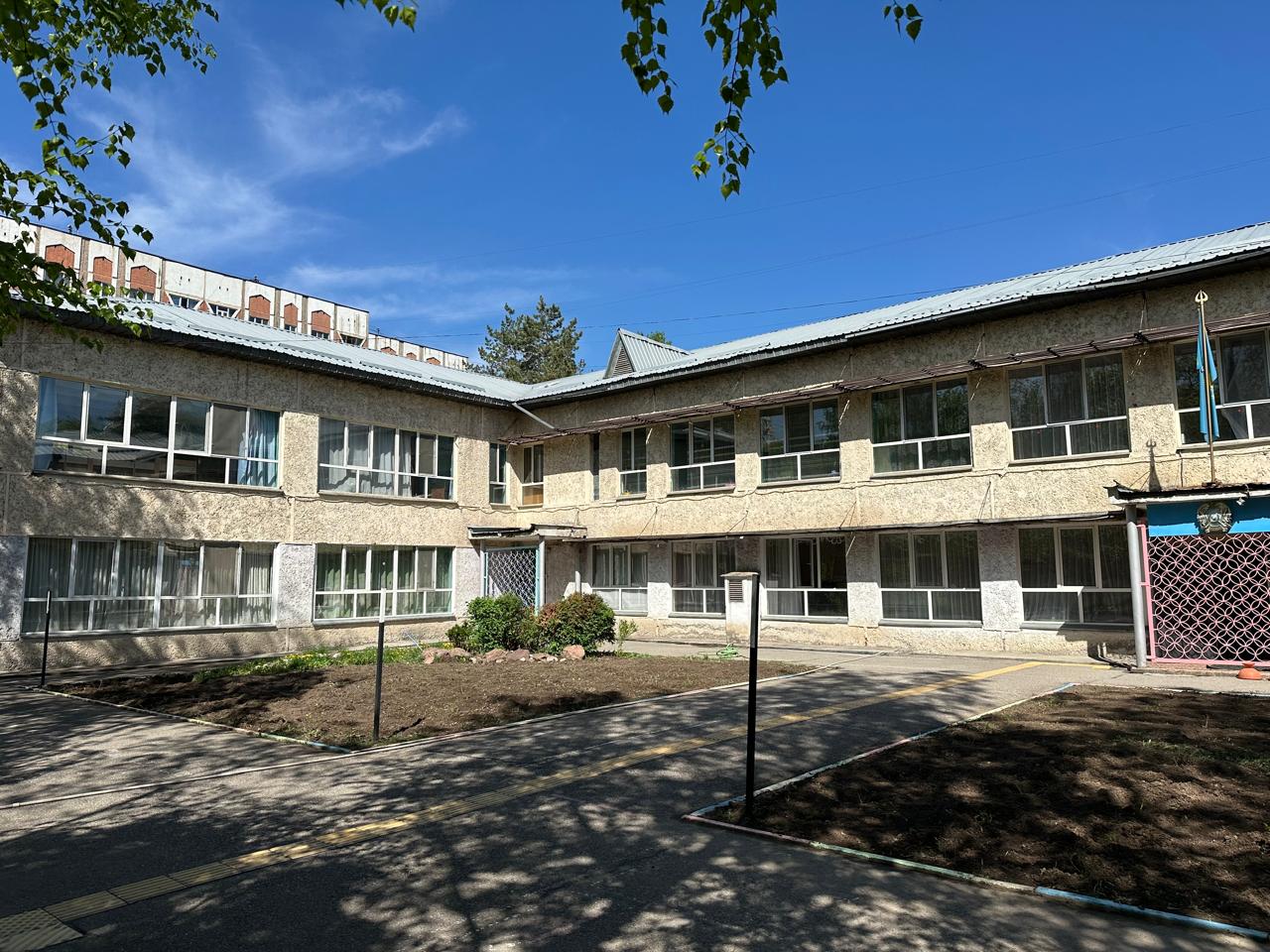 КМҚК "№100"Гауһар"  бөбекжай -балабақшасы жайында.